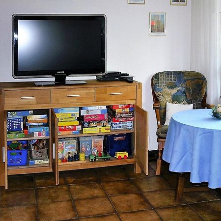 Ferienhaus Mit Grossem Garten In Neßmersiel Esterno foto