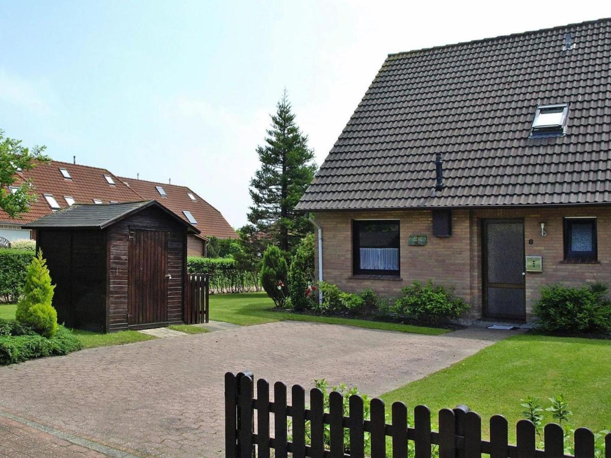 Ferienhaus Mit Grossem Garten In Neßmersiel Esterno foto