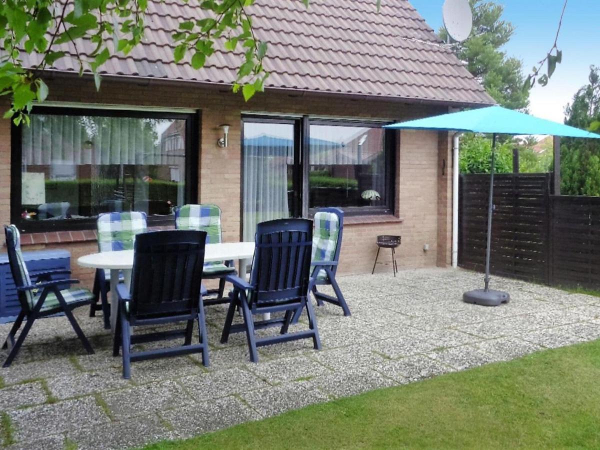Ferienhaus Mit Grossem Garten In Neßmersiel Esterno foto