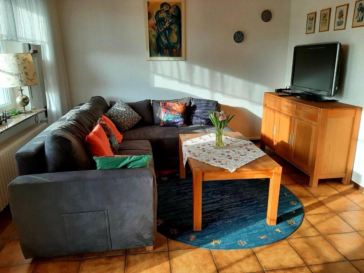 Ferienhaus Mit Grossem Garten In Neßmersiel Esterno foto